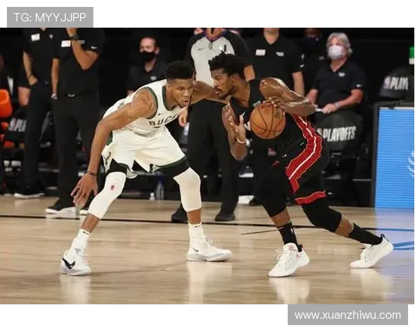 火箭队与雄鹿队激战正酣10月25日精彩对决不容错过