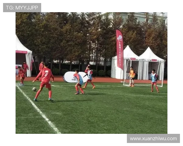 上海足球队默契配合探讨：提升团队协作助力赛场表现